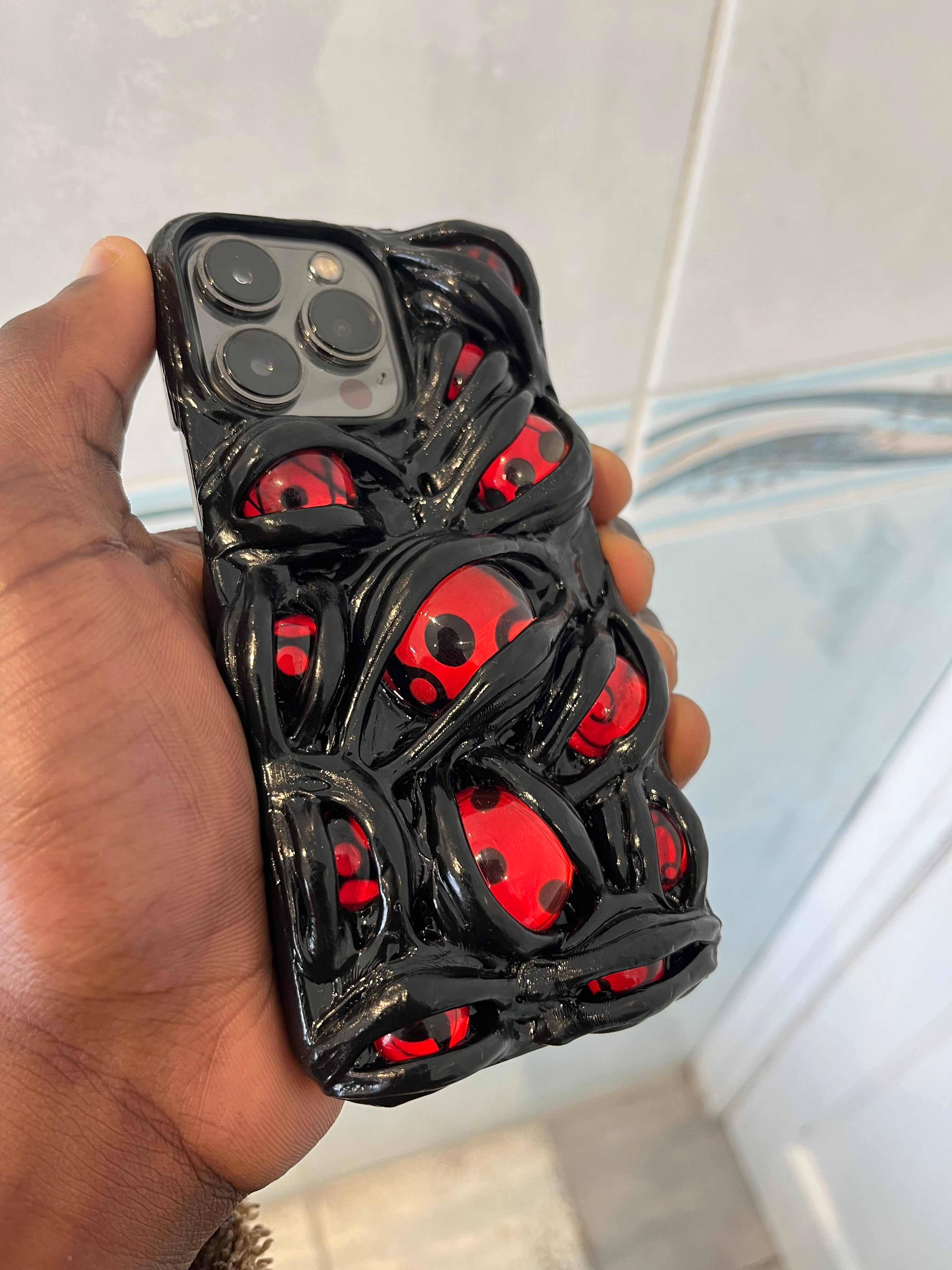 Sharingan phone case