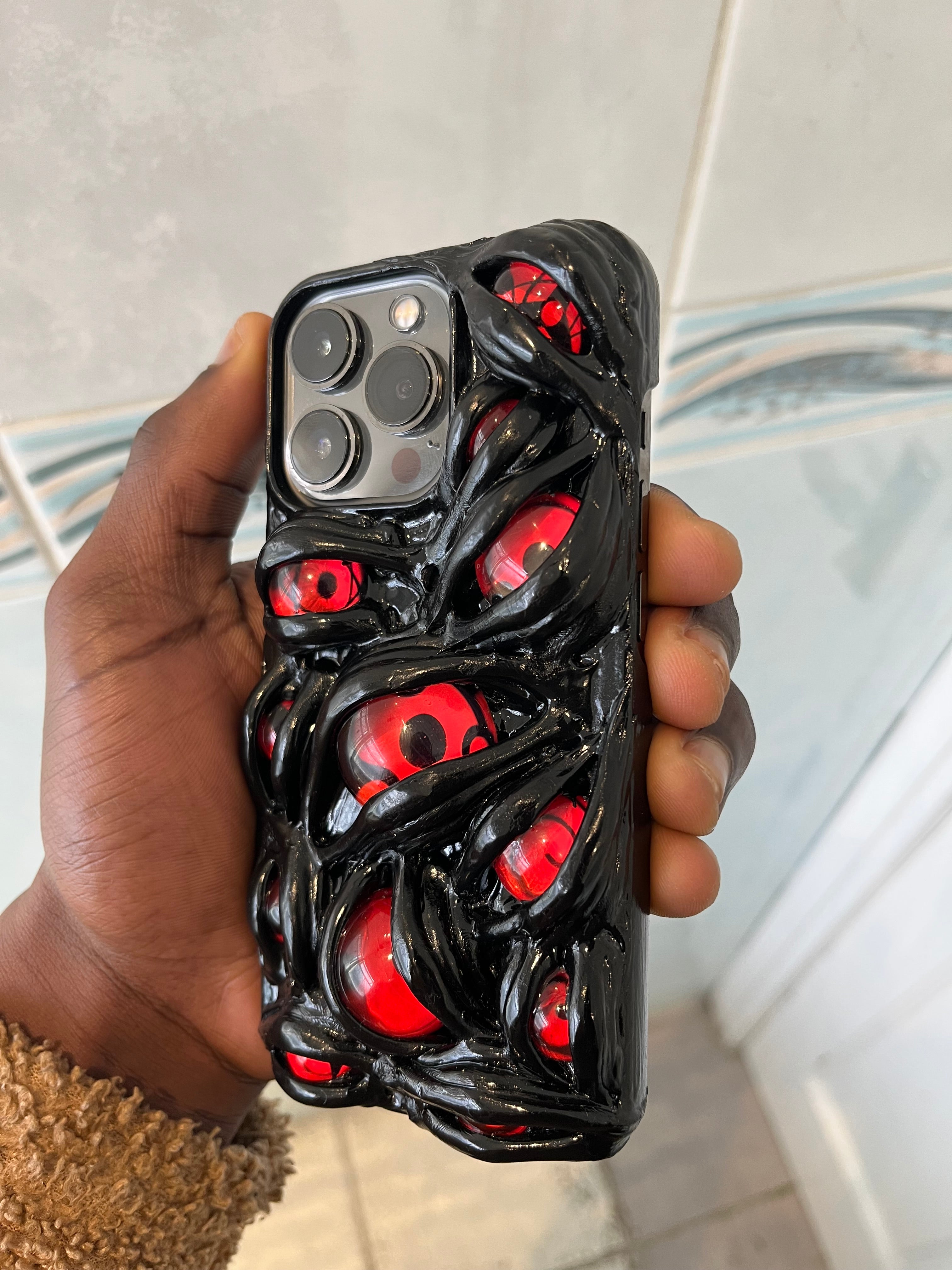 Sharingan phone case